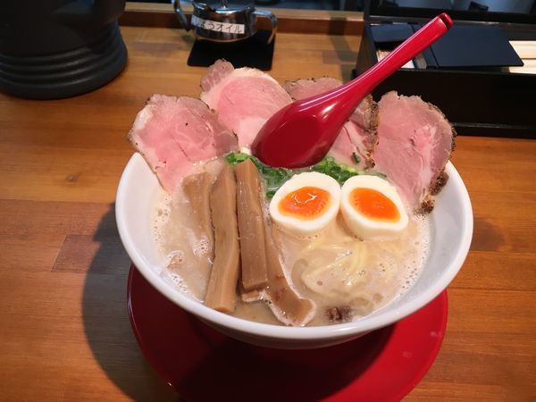 「我豚スペシャル1000円」@うちのラーメン 我豚の写真
