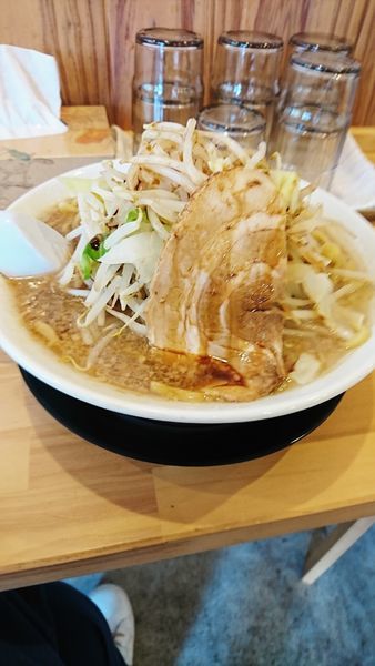 「ラーメン」@麺屋 ら～めん すするの写真