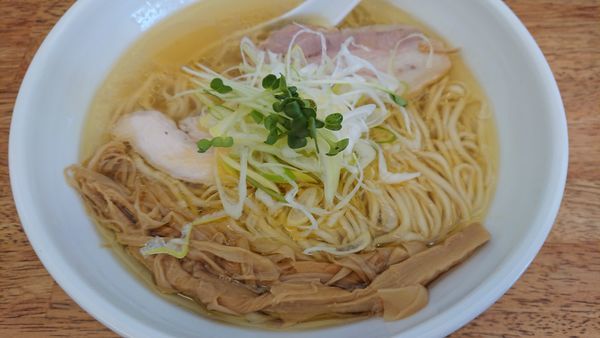 「鶏塩拉麺 大盛」@麺屋 心羽の写真