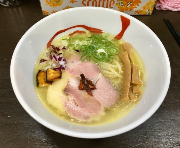 「コク塩ラーメン【限定20食】  830円」@麺や 魁星の写真