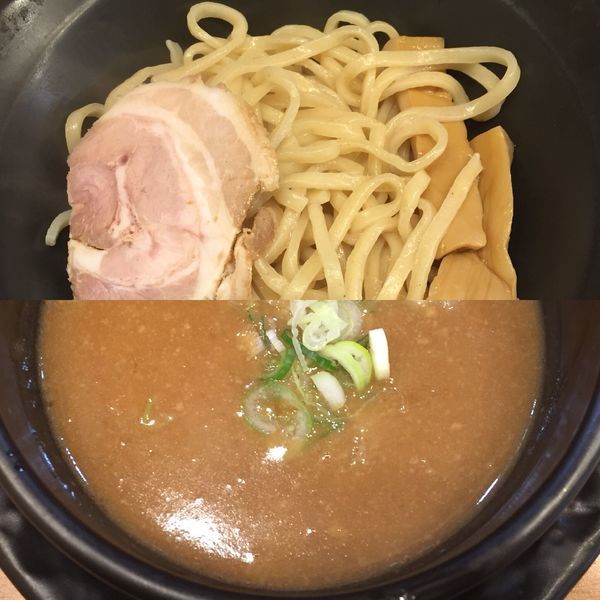 「濃厚魚介つけ麺 半麺780円」@横浜家系ラーメン 浅草家の写真