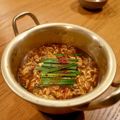 ホルモンと本格焼酎の店 おはこの画像