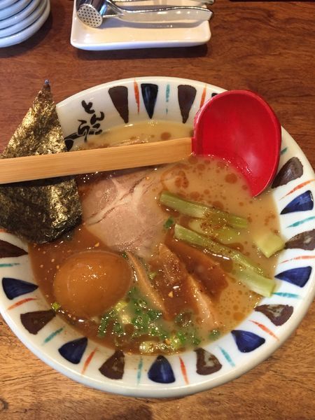 「七志味玉ラーメン ¥885」@七志らーめん 相模原横山台店の写真