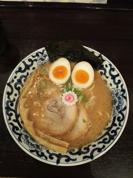 「東京駅ラーメン」@東京駅 斑鳩の写真