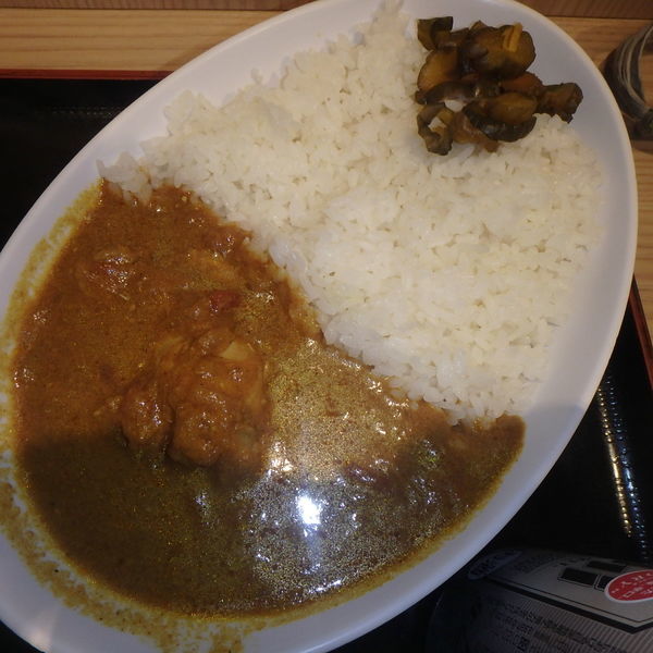 「よもぎカレー半たぬきそばセット(620円)、スーパードライ」@よもだそば 銀座店の写真