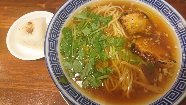 「醤油らあめん」@東京らあめんタワー 芝大門本店の写真