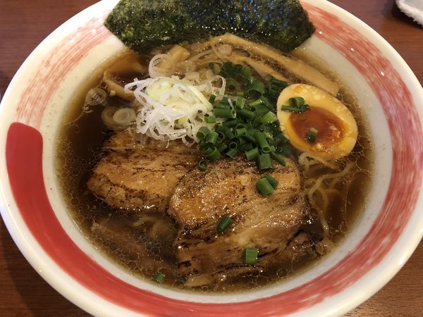 「醤油らーめん　￥７８０」@まぜそばラーメン弦 宇佐南店の写真