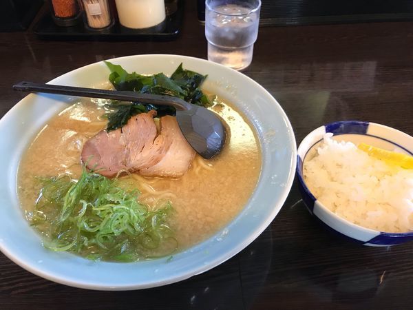 「ラーメン小 500円」@ニューラーメンショップ主水の写真