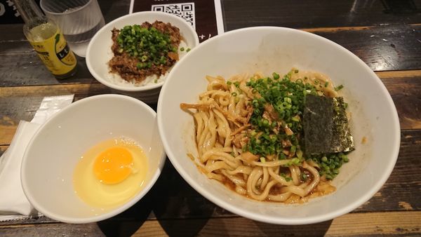 「和え豚そば 830円 + 豚めし 200円」@俺の空 池袋店の写真