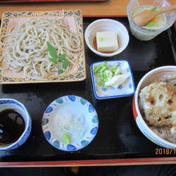 ランチ　天丼せっと９００円