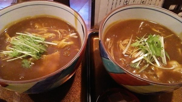 「カレー南蛮うどん 900円」@日本そば 朝日屋総本店の写真