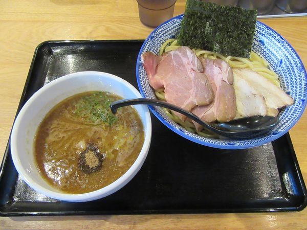 「チャーシューつけ麺（１０５０円）」@麺 やまだの写真