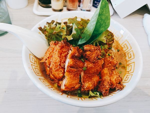 「こってり太麺醤油ヌードル」@MENYA free styleの写真