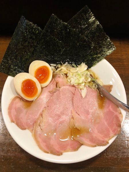 「鶏醤油らぁめん(特製盛り)」@Soupmenの写真