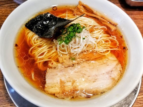 「醤油の旨味ソバ」@Tomboの写真