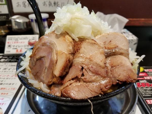 「辛味噌ラーメン+野菜大盛」@WILDラーメンの写真