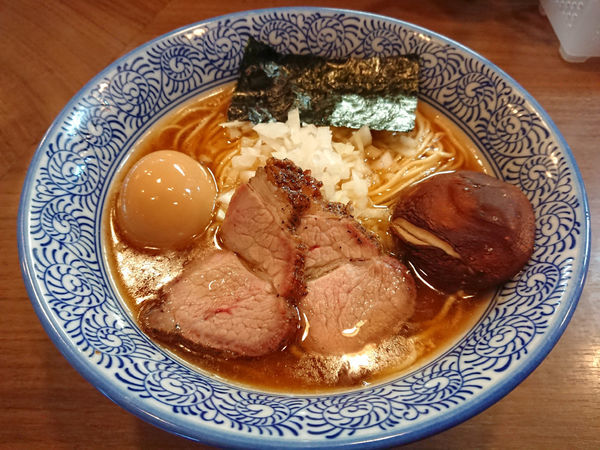 「限定 秋刀魚煮干しそば＋味玉」@煮干しつけ麺 宮元の写真