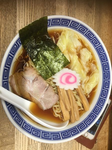 「ワンタンメン大盛 900円」@屋台ソバ八幡の写真