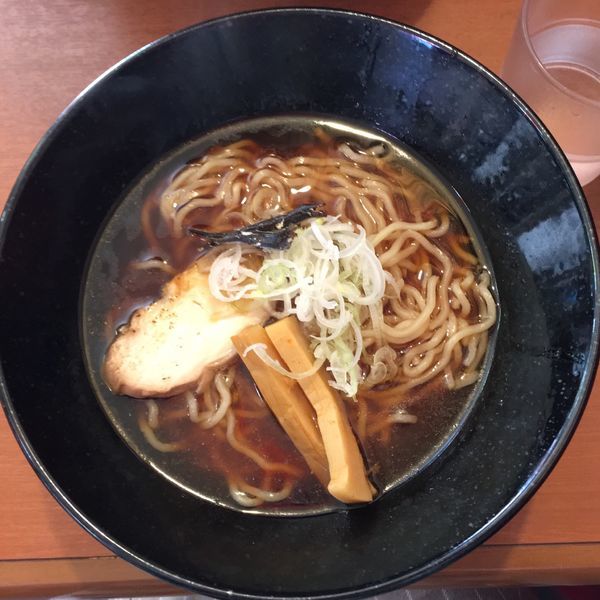 「鶏にぼし（あっさり）中太麺 600円」@はなびやの写真
