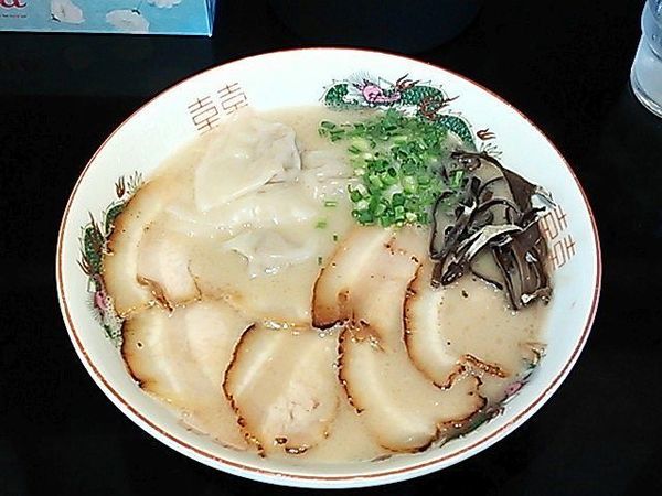 「濃厚チャーシューワンタン麺」@石田一龍 本店の写真