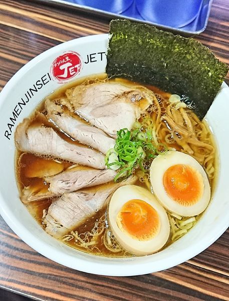 「和風醤油チャーシュー&半熟味付玉子」@ラーメン人生 JET 福島本店の写真