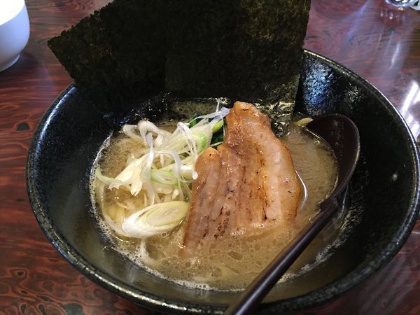 「豚骨醤油ラーメン780円」@家系ラーメン 我雅家の写真