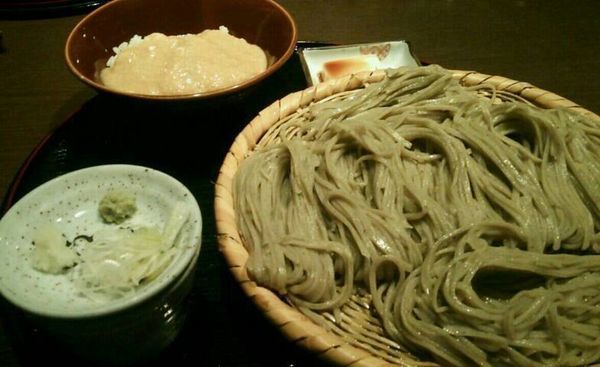 「ミニトロロご飯とざるそば大盛り980円」@そば味処 ぼっちの写真