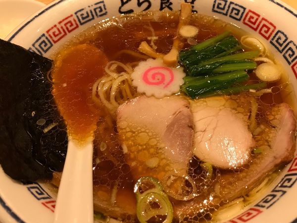 「手打中華そば  730円」@とら食堂 福岡分店の写真