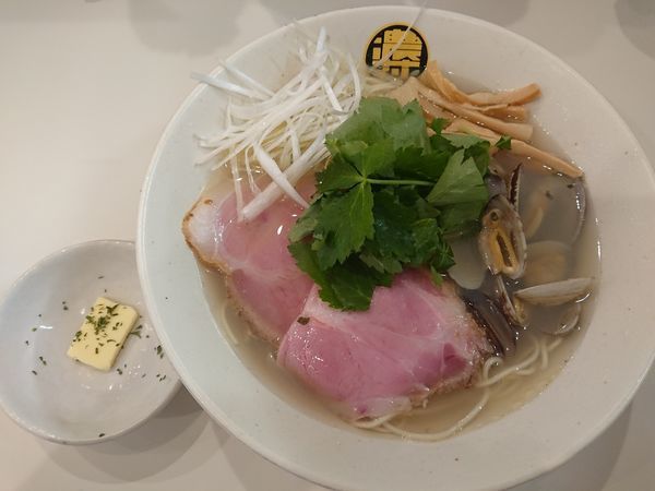 「【限定】あさりの塩そば」@濃菜麺 井の庄 荻窪店の写真