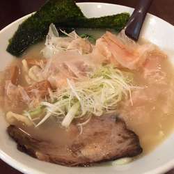 鶏白湯ラーメン
