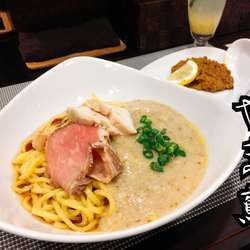 コラボ麺￥1000