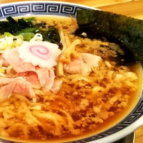 「背脂中華そば」@中華そば ぬーじボンボン メンデスの写真