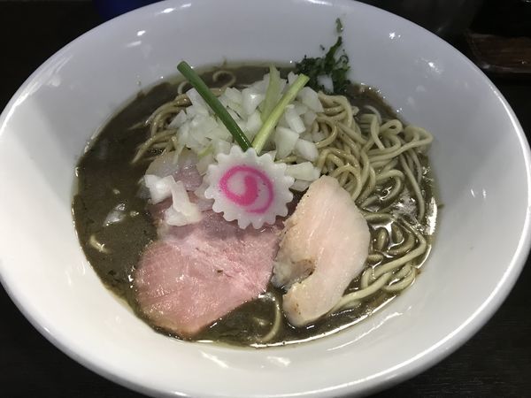 「濃密な煮干しそば」@中華そば いづるの写真