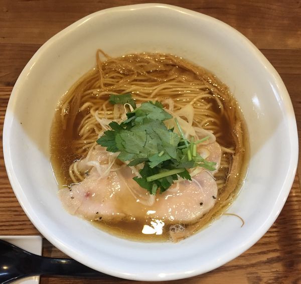 「淡麗煮干780円」@ラーメン 裏健やかの写真