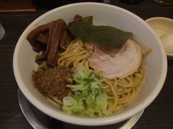 「油そば」@自家製太打麺 勢拉 北習志野店の写真