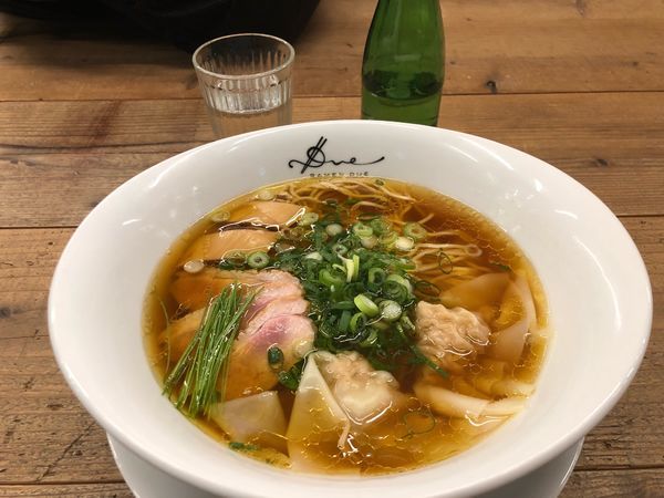 「醤油らぁ麺1000円」@Ramen ドゥエ Edo Japanの写真