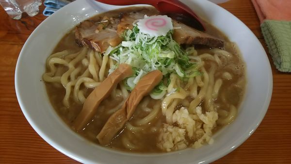 「らーめん 中盛＆肉増」@麺や 万福 ma.n.pu.kuの写真