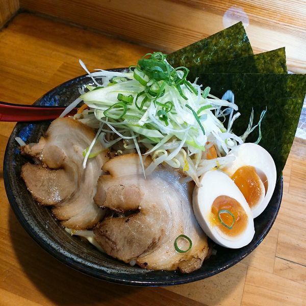 「ネギ入りまぜそば」@麺屋くぼたの写真