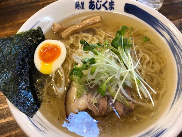 「中華そば 白 太麺特盛り 842円」@野田醤油ラーメン 麺屋あじくま 柏インター店の写真