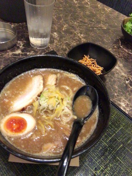「ゆず魚介豚骨ラーメン」@麺匠 竹虎 新宿店の写真