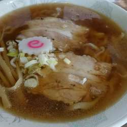 らーめん  680円  味濃いめ・油あり