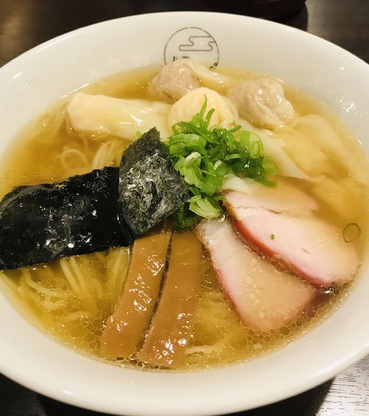 「特製ワンタン麺 白だし(ハーフ) ¥1000」@八雲の写真