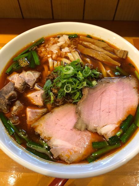 「台湾らぁ麺 850円 大盛り110円 ローストポーク増し130円」@麺や 花よの写真