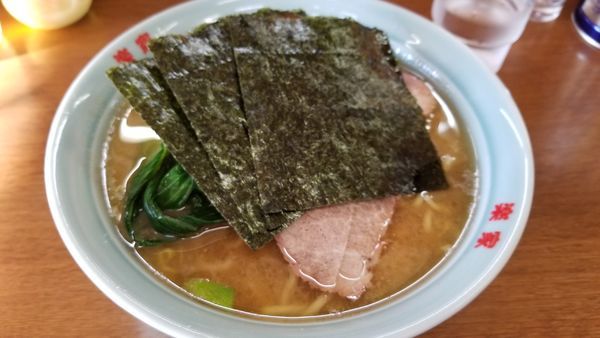 「こってりとんこつラーメン　中」@樂家の写真
