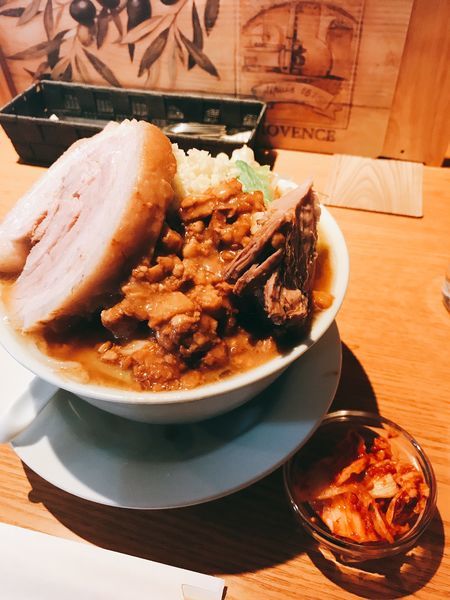「グラ二郎ラーメン・キムチ付1000円」@食堂酒場 Graciaの写真