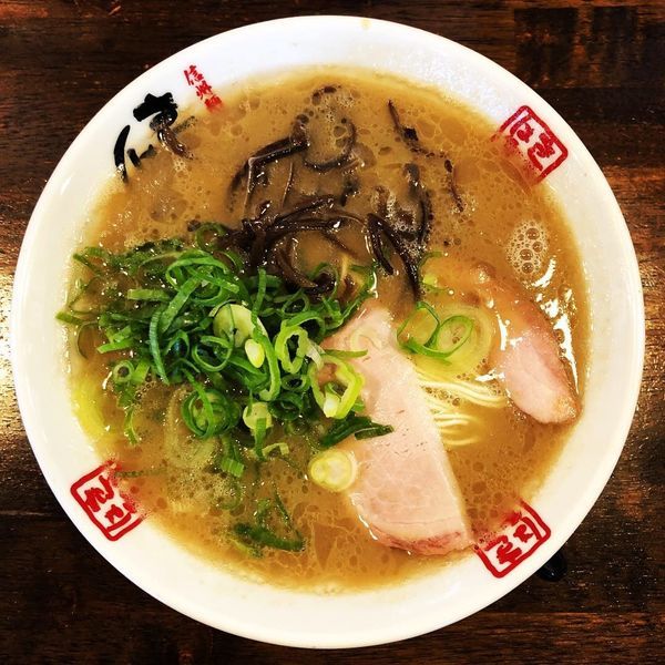 「本白味（長浜ラーメン）」@信州麺屋 きまはち商店の写真