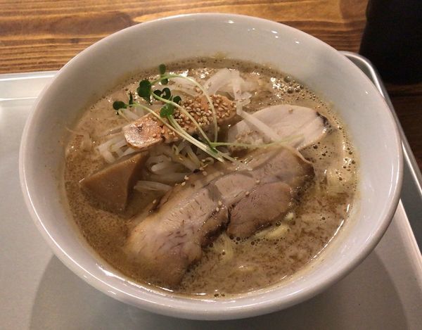 「アン肝ペーストの味噌らーめん(期間限定)＋ライス中」@らーめん なぶら 京王八王子店の写真