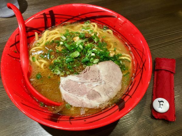 「シャア専用家系」@横浜家系ラーメン 円満家 大塚店の写真
