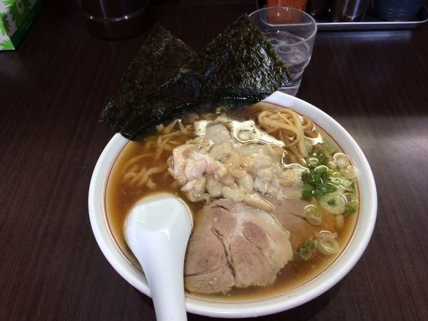 「ラーメン小　こいめ　身入り　650円」@手打ち中華そば 酒田の写真