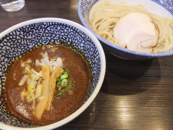 「カレーつけめん（830円）」@豚骨一燈 立川の写真